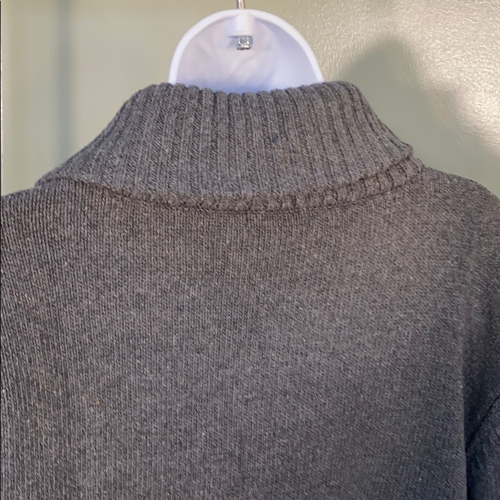 Sweater - Picture 6 of 7